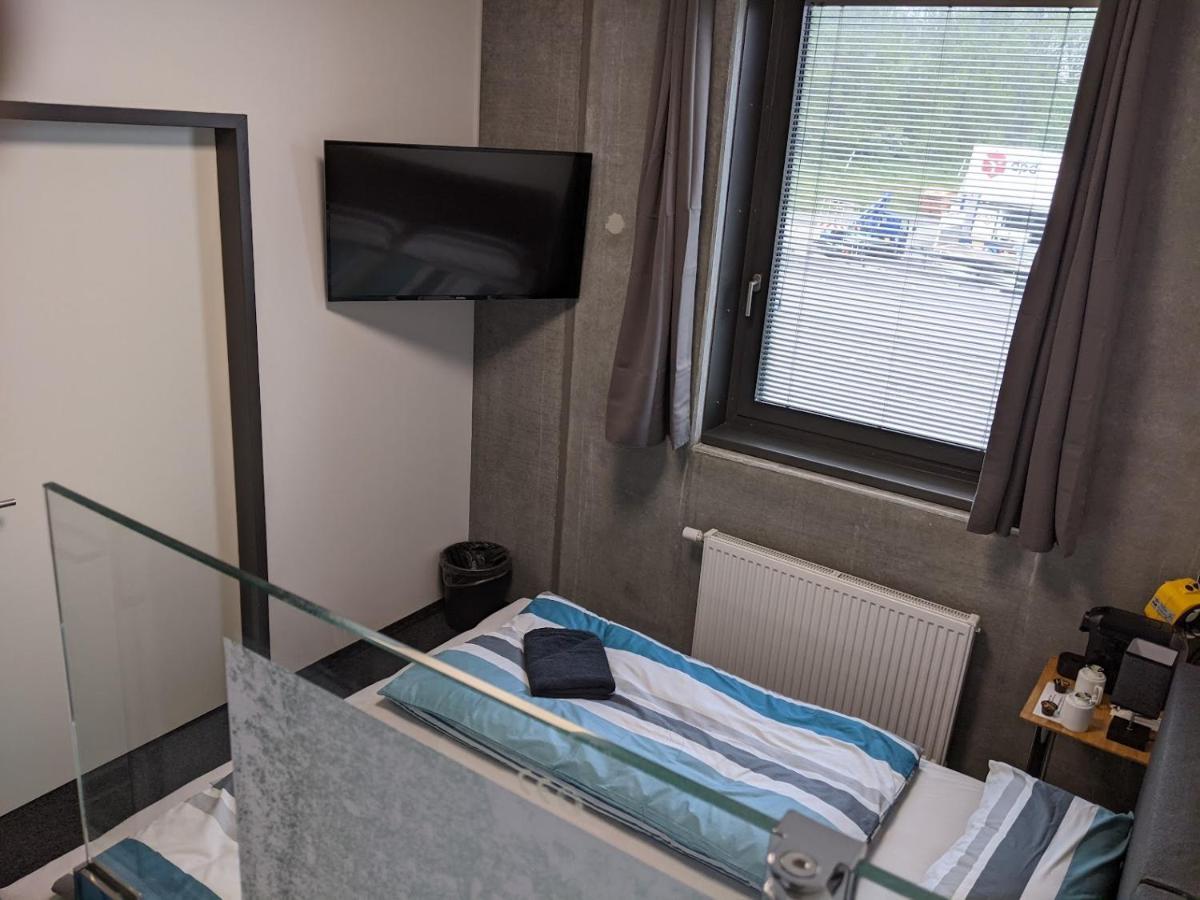 Business-Motel & 24H Selfcheckin Heimsheim Exterior photo